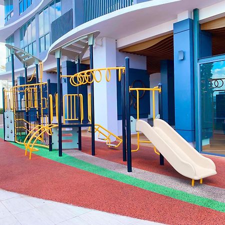 Netflix Two Bedroom Troika Kota Bharu Homestay 118 Buitenkant foto