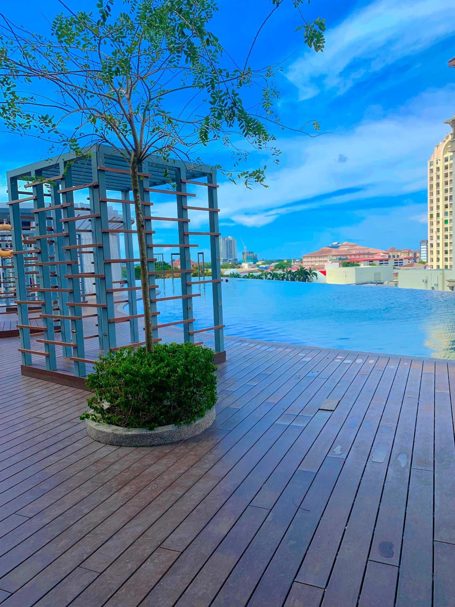 Netflix Two Bedroom Troika Kota Bharu Homestay 118 Buitenkant foto